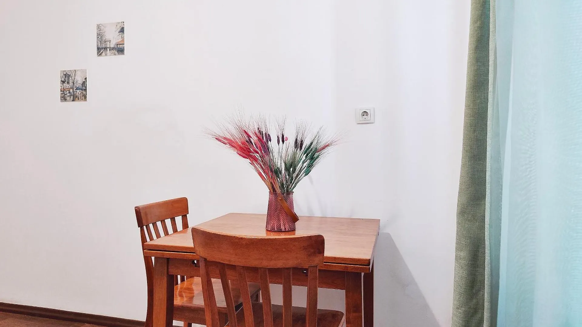 Moon Apartments - Tole Bi 45,6 Center 阿拉木图